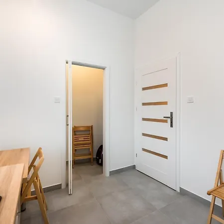 Metro Swietokrzyska Enchanting Apartment Varsavia Esterno foto